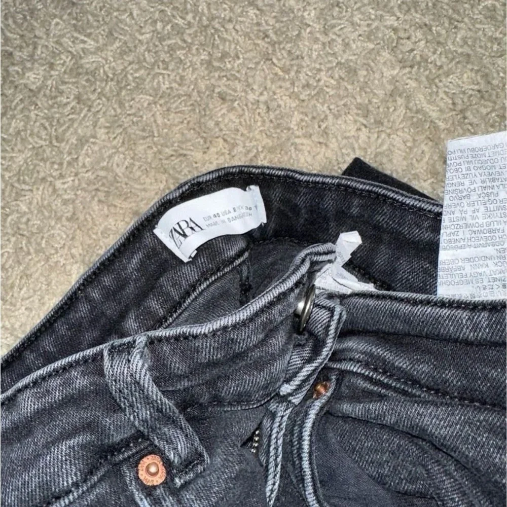 Zara Black Straight Jeans Size 8 - Picture 2 of 2